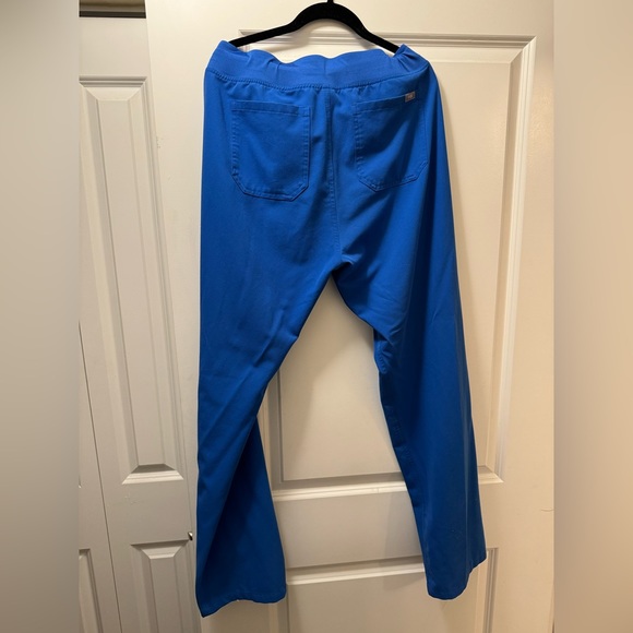 Figs Livingston Basic Scrub Pants - Picture 3 of 3